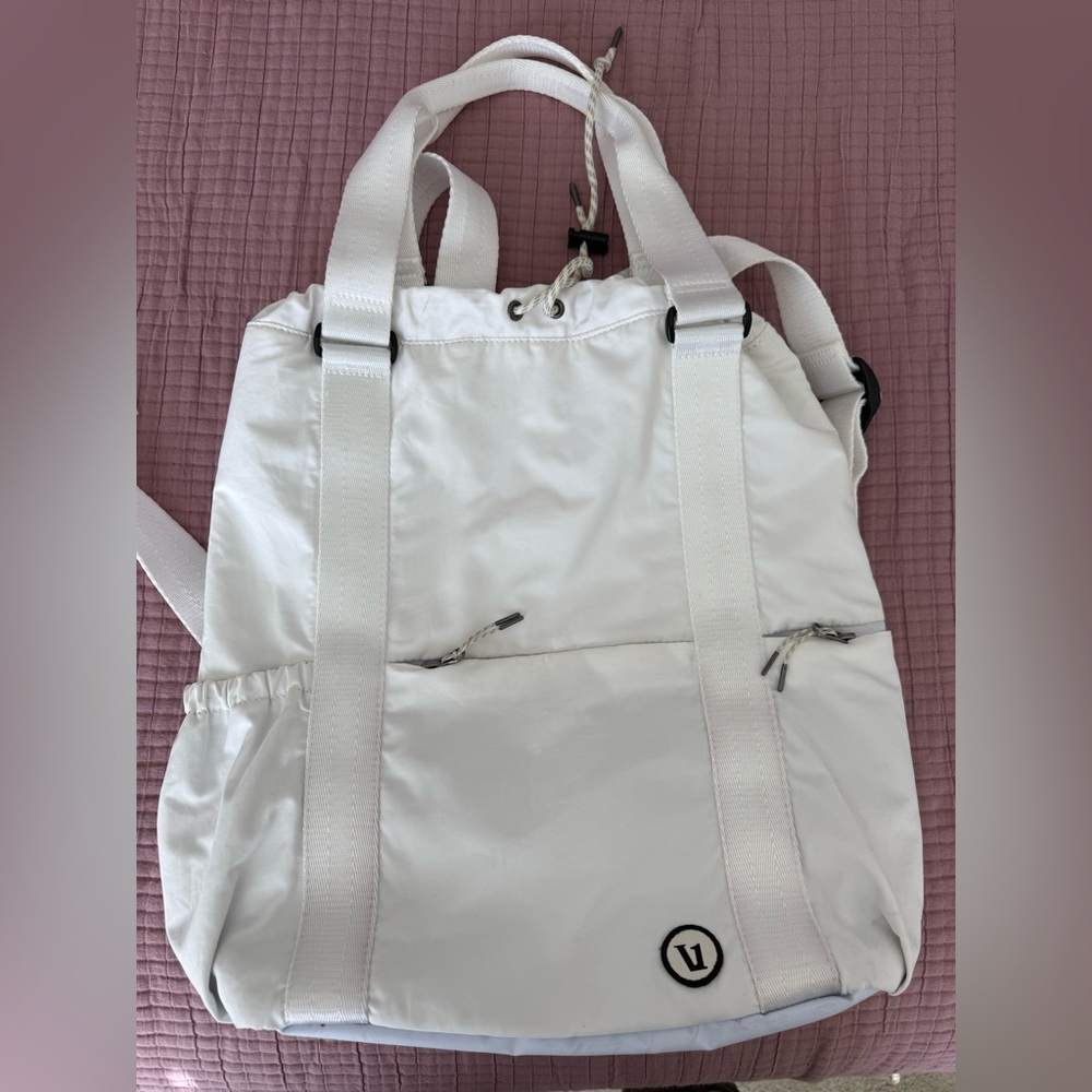 VUORI- V1 Convertable Tote/Backpack